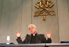 Fr.-Federico-Lombardi300-240x164