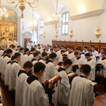 ICK Vocations Boom in France Square Pic