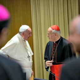 Pope Francis and Cardinal Peter Erdo at Synod 2015 Talking