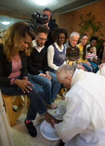 Pope Francis Washing Woman Foot Feet Is This a Scandal or Not