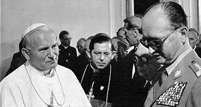 General Jeruzelski St John Paul II Warsaw 1983