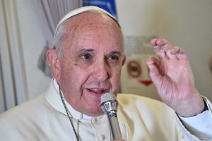 pope-francis-on-the-mic-in-the-airplane-ad-hoc-statements