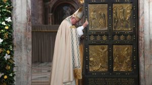 pope-francis-holy-doors-year-of-mercy